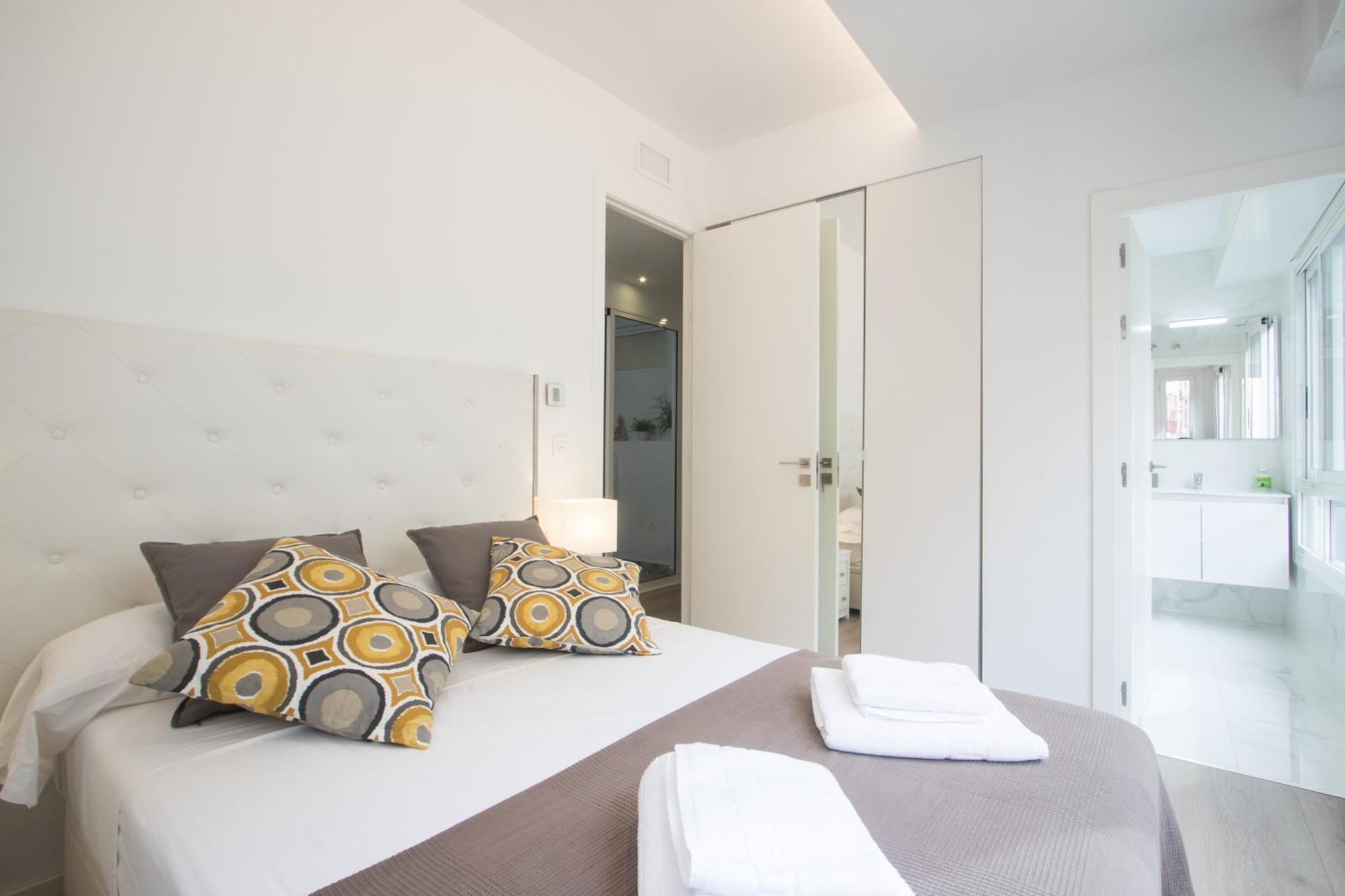 4 Bedroom/3 Baths W/ Ac In Near Beach! Alicante Luaran gambar